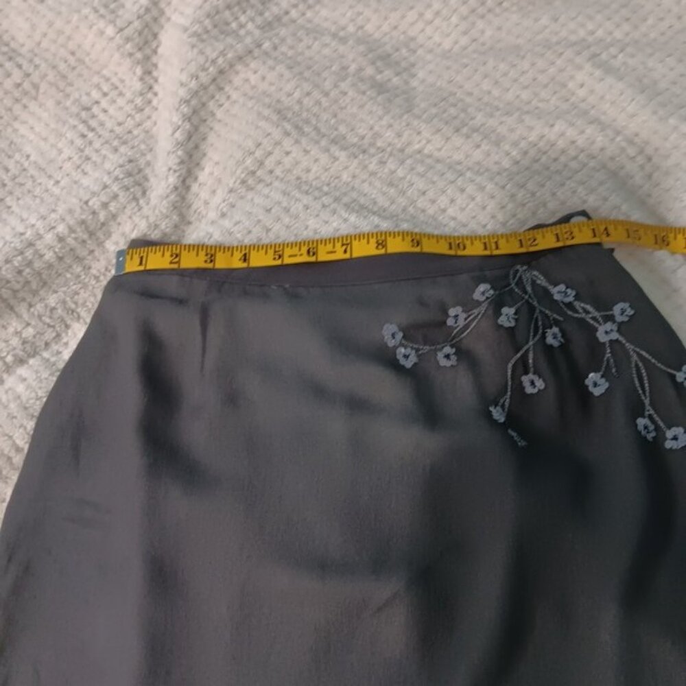 Floral Beaded Embroidered Silk Skirt-Size 8 - Picture 6 of 9